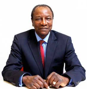 Guinée: Alpha Condé a prêté serment comme président